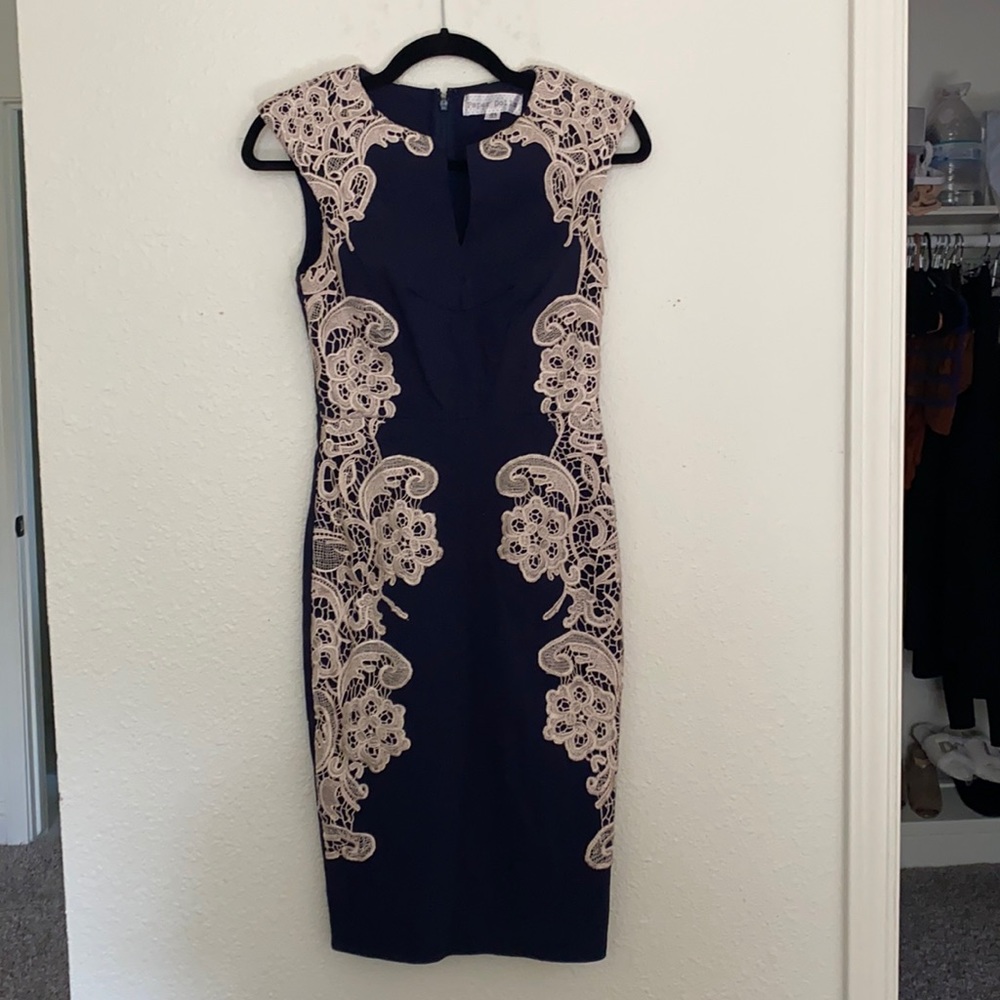 Beautiful dress navy with lace. size small
